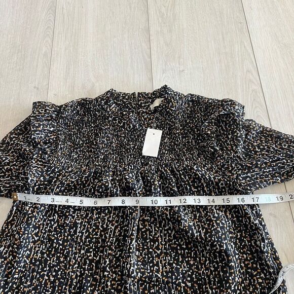 LOFT Black Smocked Yoke Mock Neck Lined Long Sleeve Shirt Womens Size xs - Picture 3 of 8